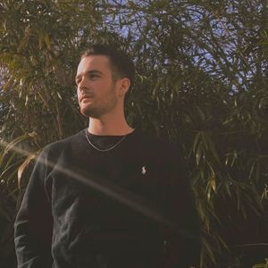 Meet your Posher, Stigen